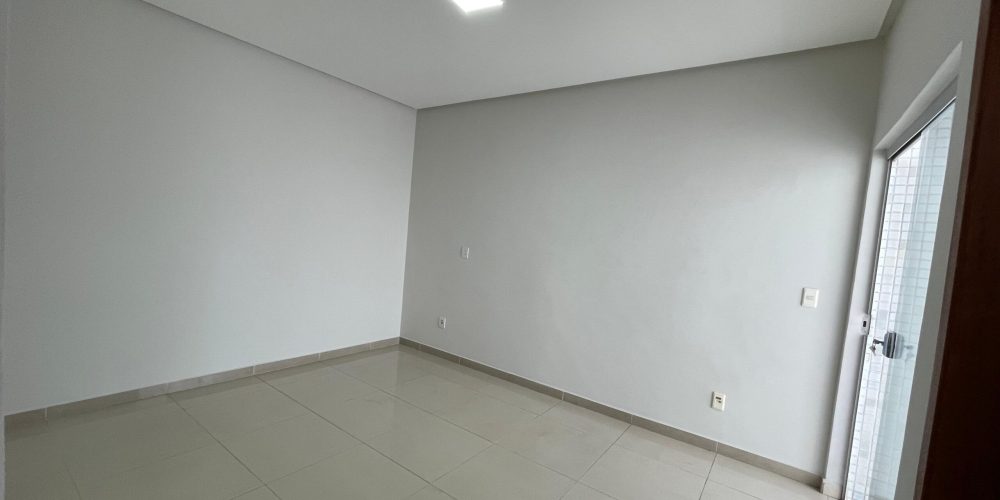 dc00ccc3-a594-4305-80a1-451ca02dd50b